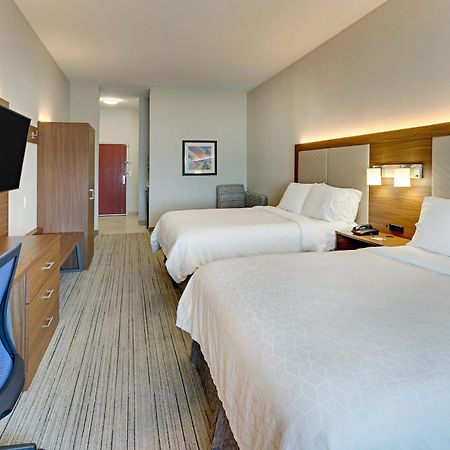 Holiday Inn Express Hotel And Suites Weatherford By Ihg Bagian luar foto