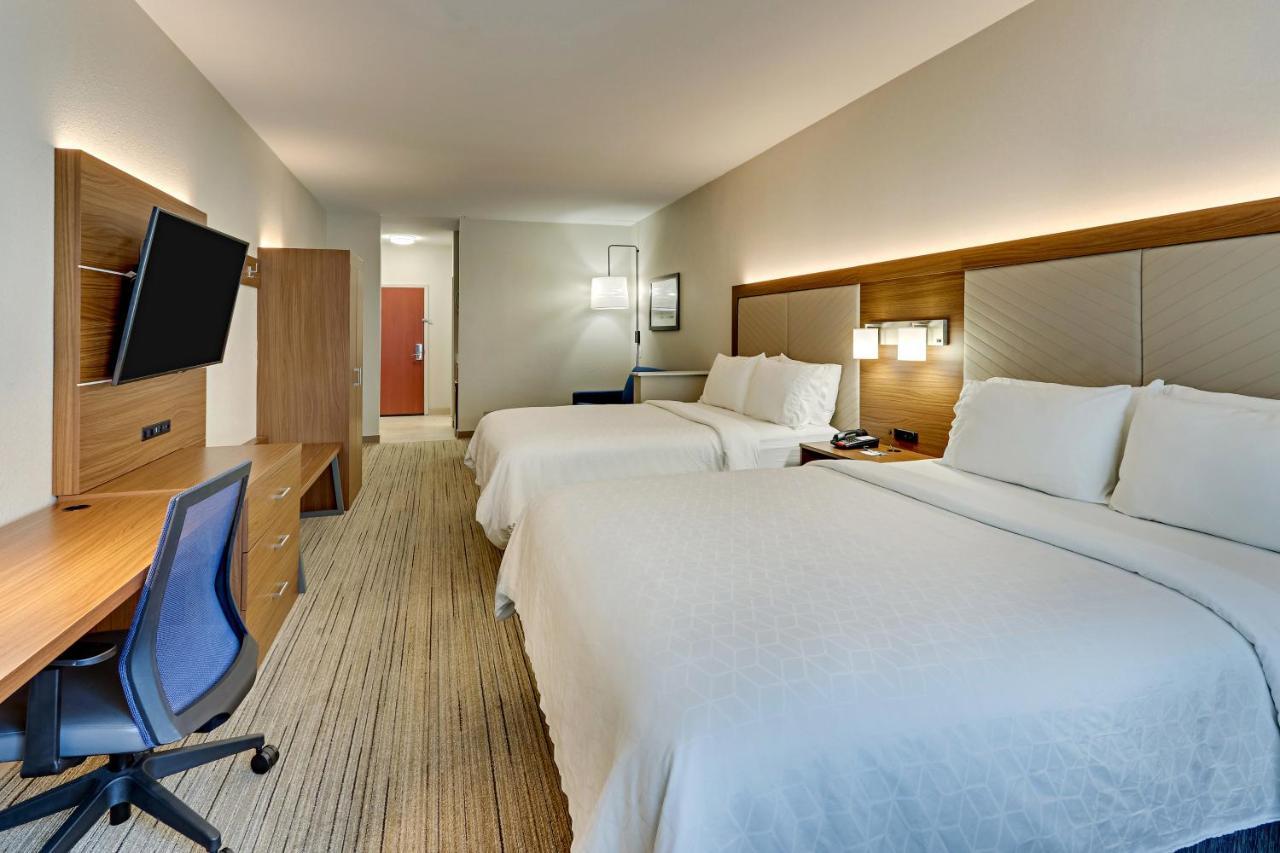 Holiday Inn Express Hotel And Suites Weatherford By Ihg Bagian luar foto