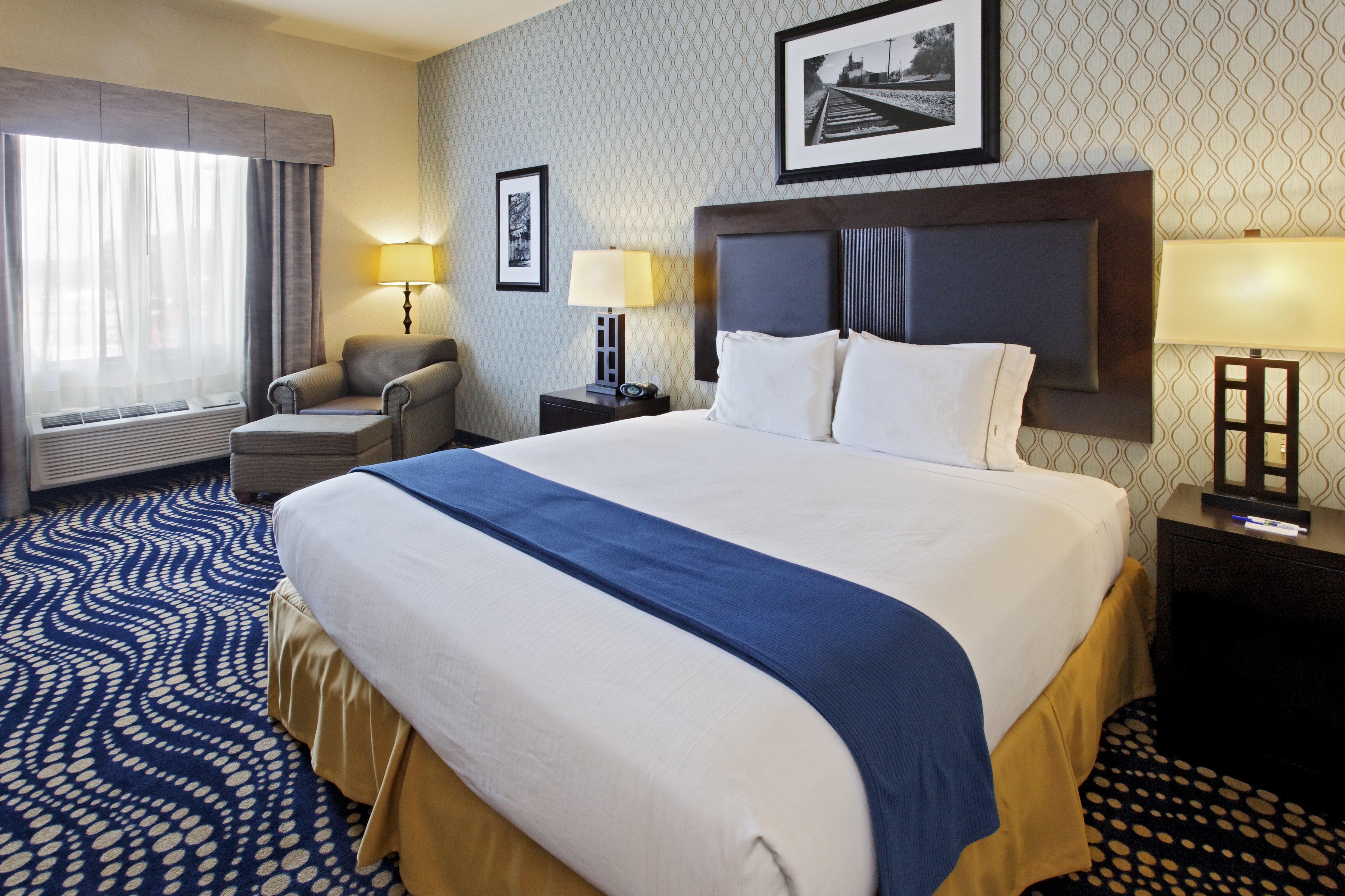 Holiday Inn Express Hotel And Suites Weatherford By Ihg Bagian luar foto