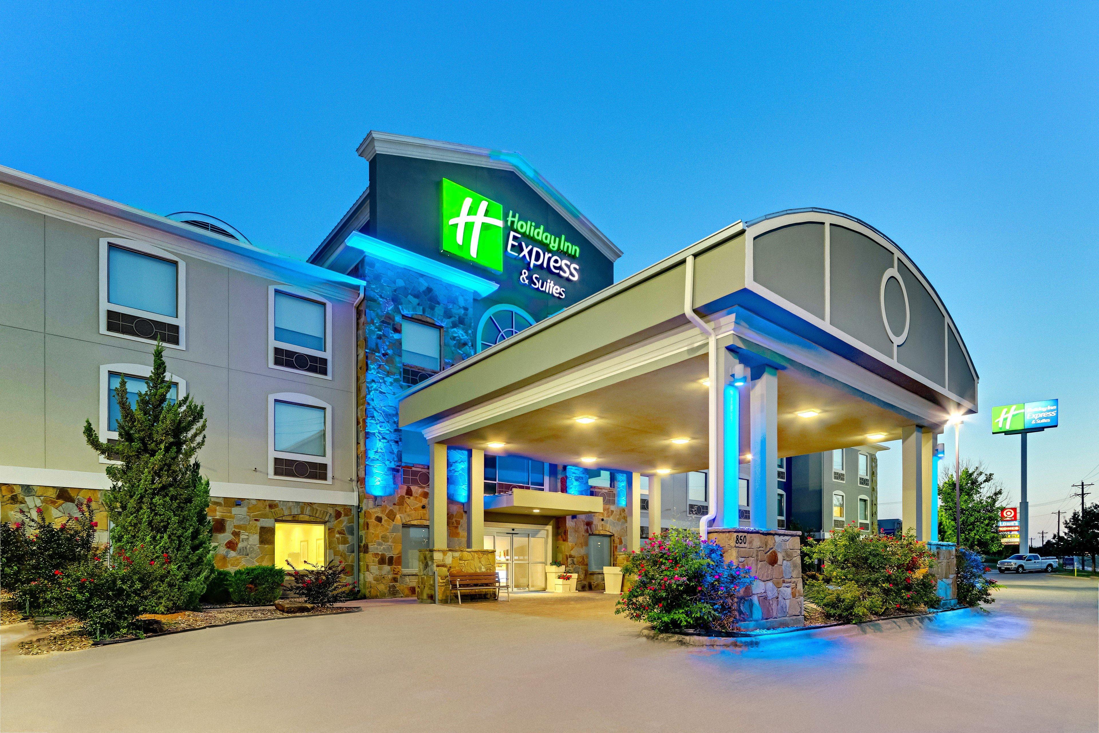 Holiday Inn Express Hotel And Suites Weatherford, An Ihg Hotel Bagian luar foto