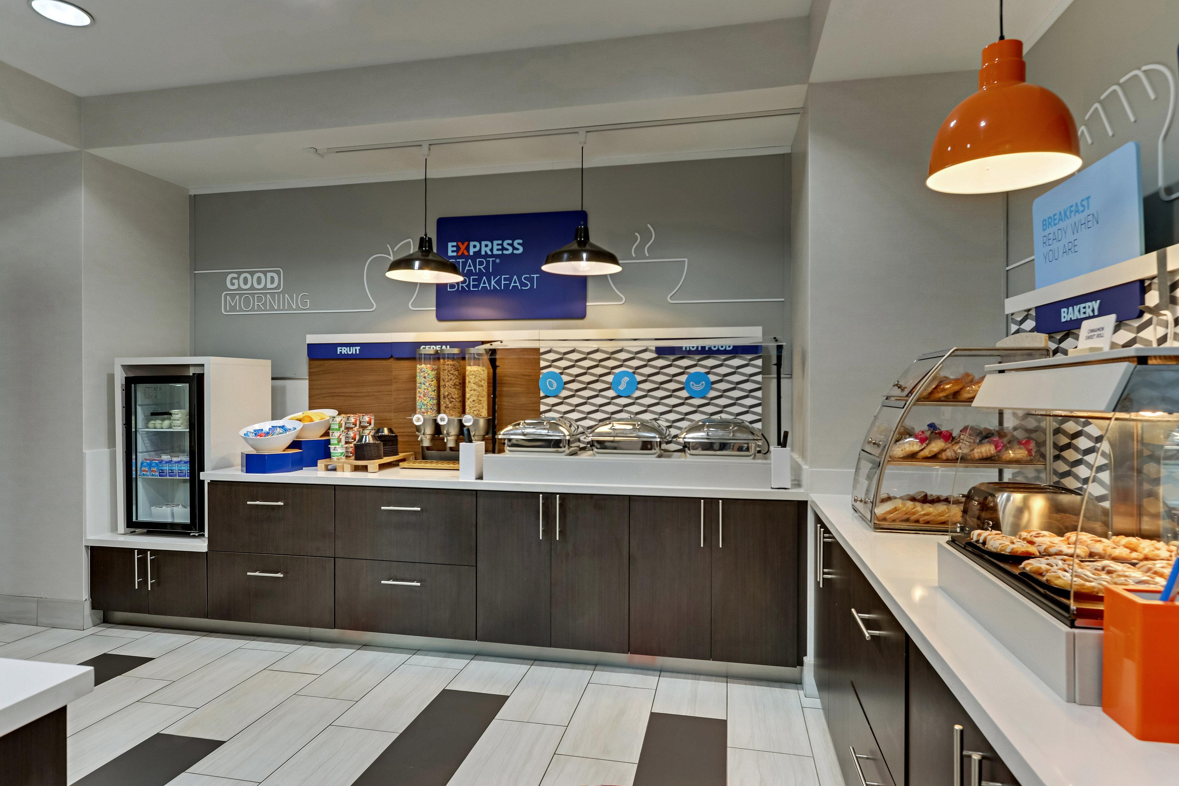 Holiday Inn Express Hotel And Suites Weatherford By Ihg Bagian luar foto