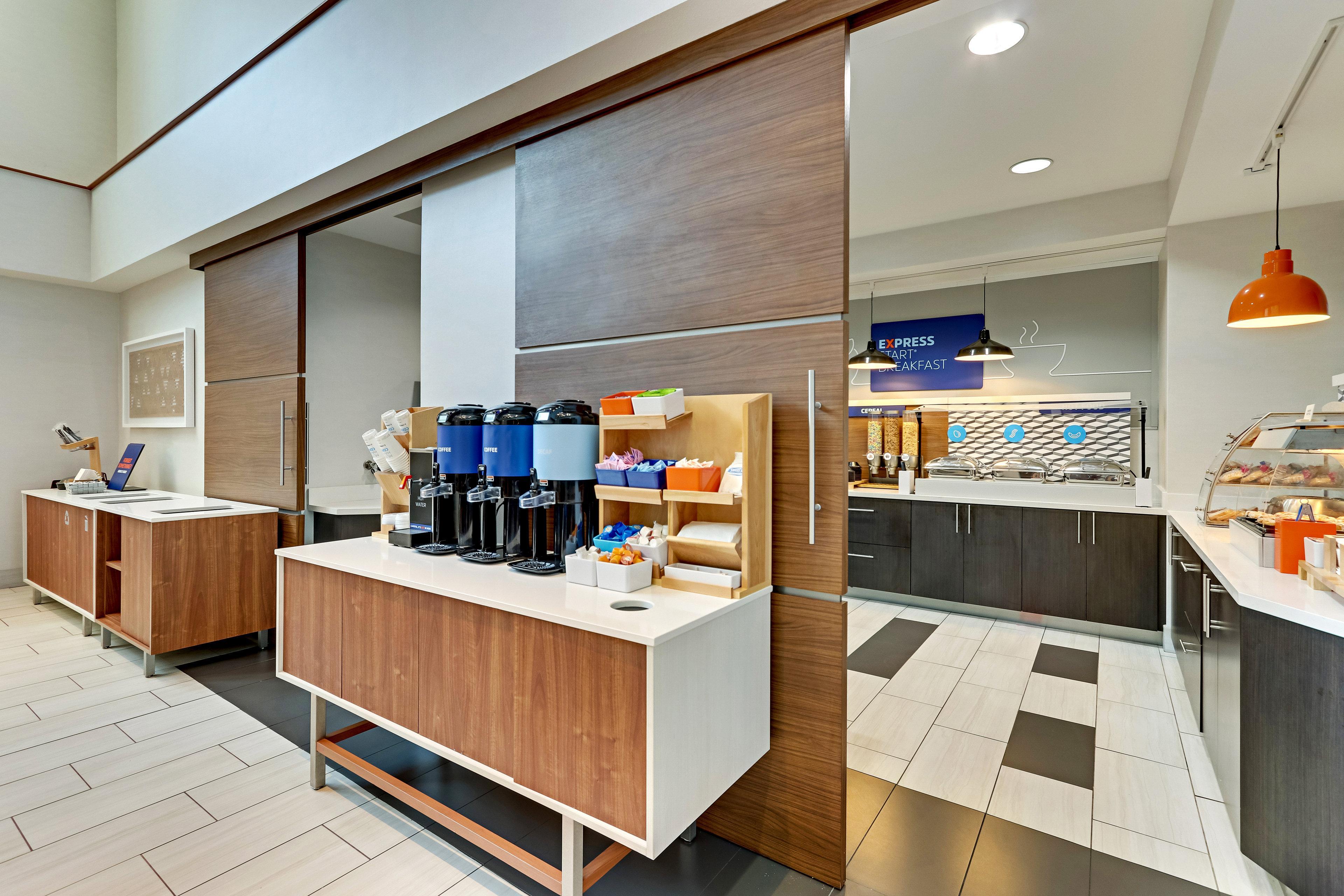 Holiday Inn Express Hotel And Suites Weatherford By Ihg Bagian luar foto