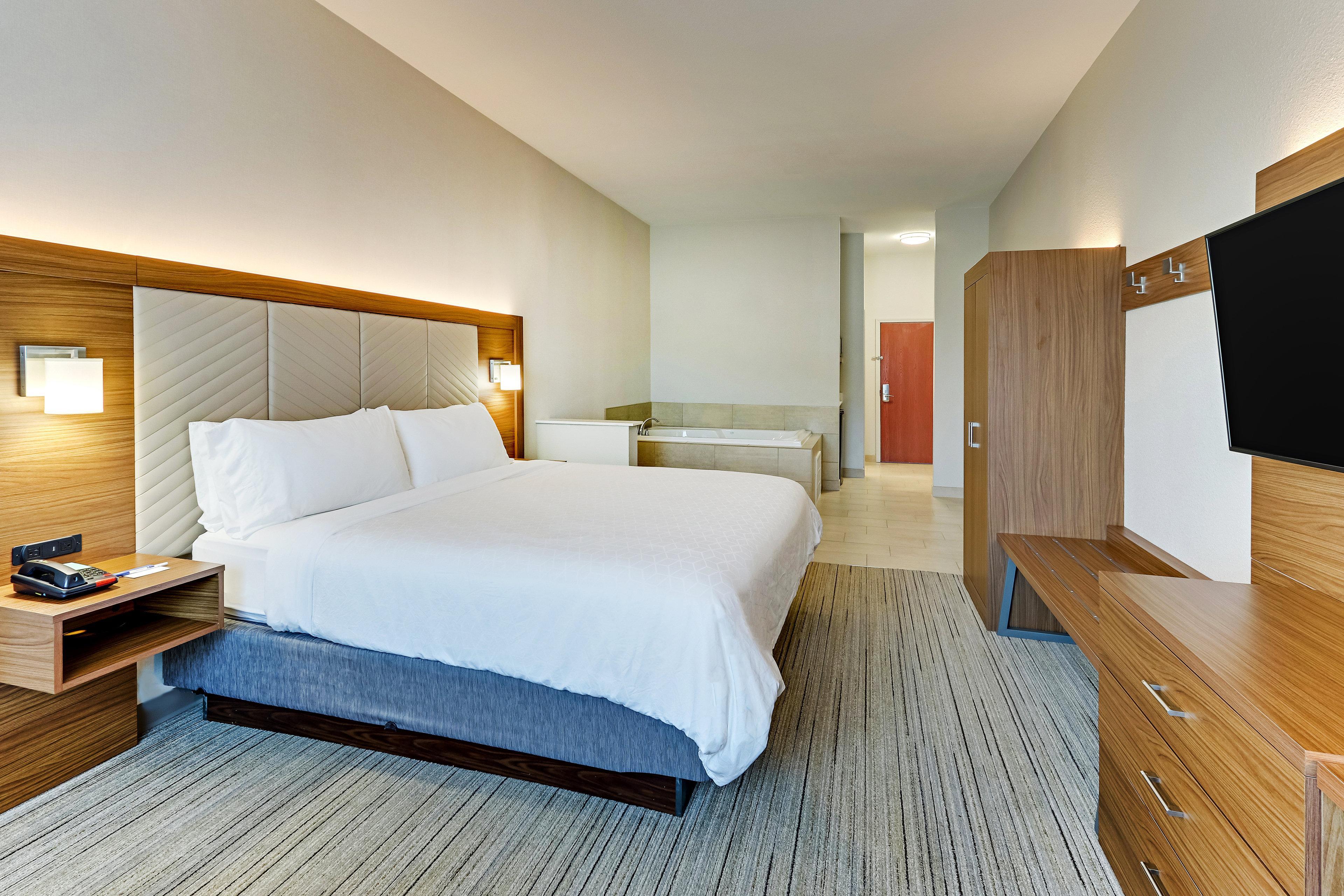 Holiday Inn Express Hotel And Suites Weatherford By Ihg Bagian luar foto