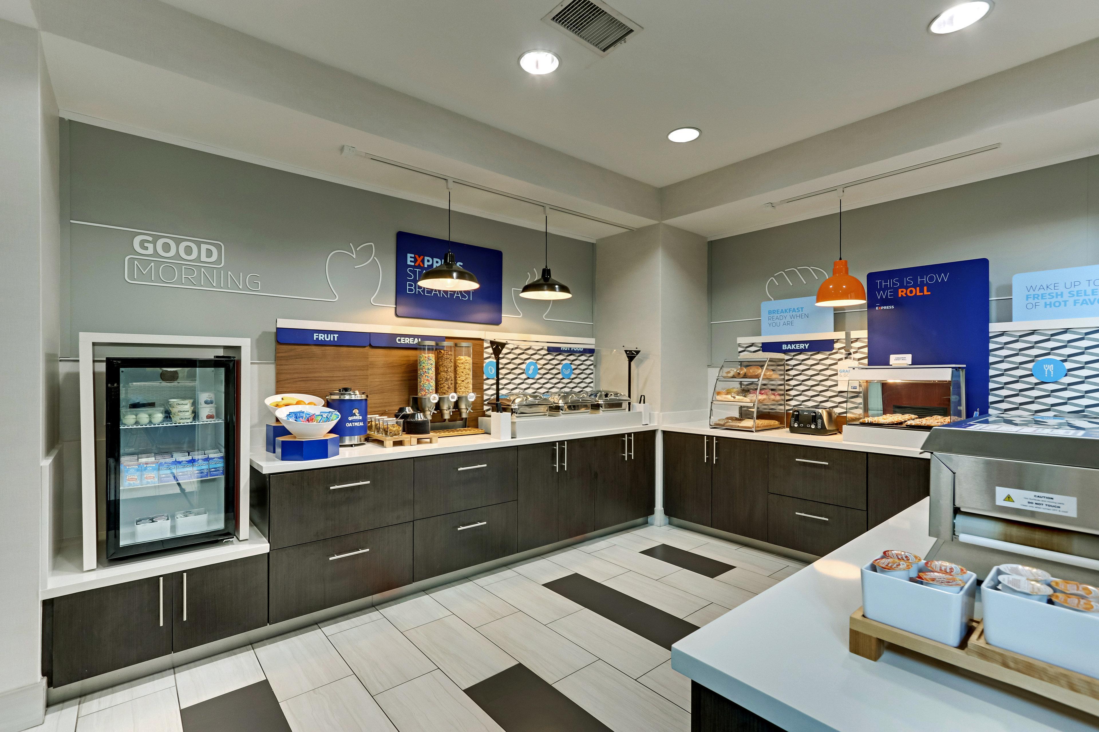 Holiday Inn Express Hotel And Suites Weatherford By Ihg Bagian luar foto