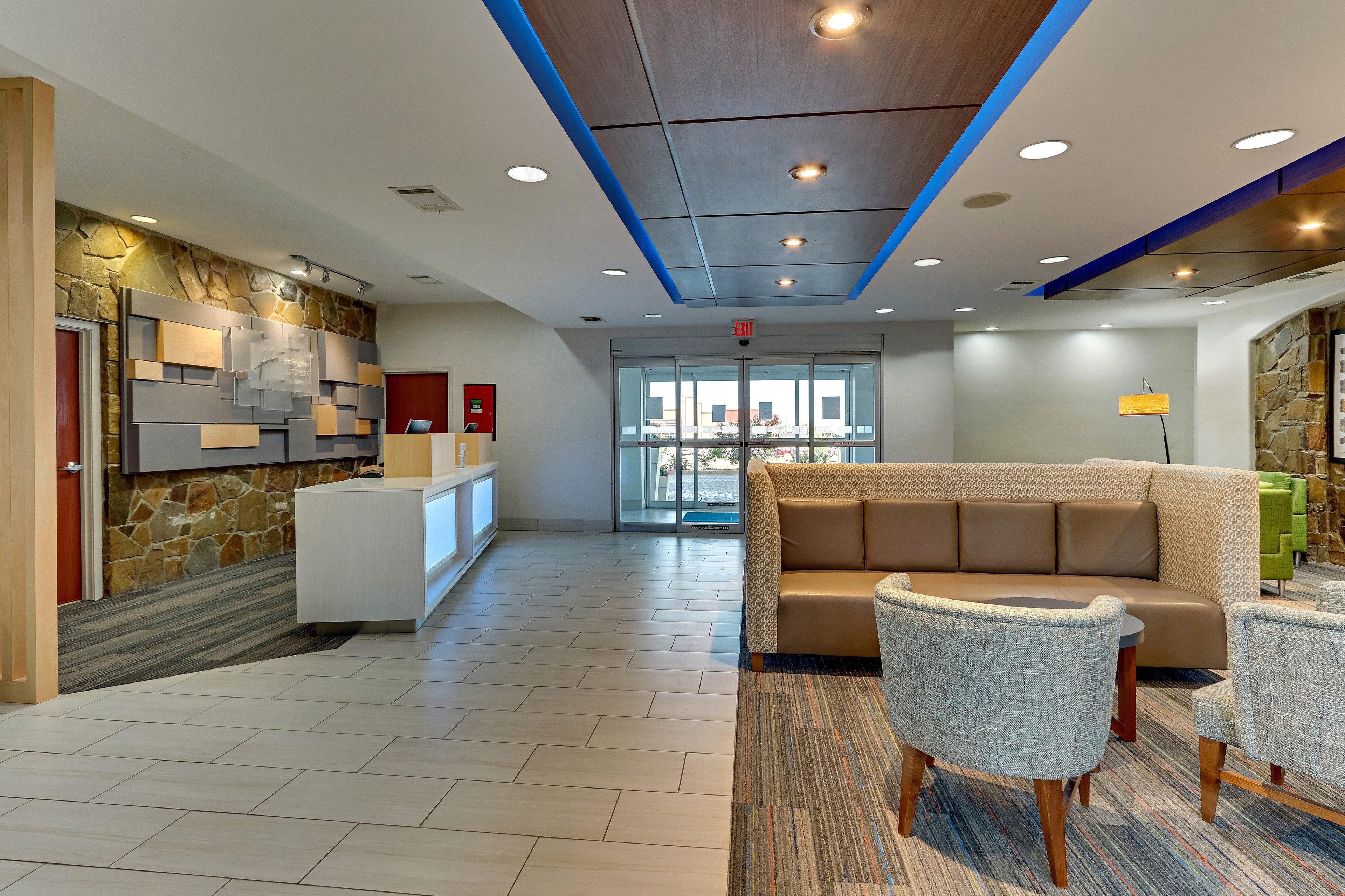 Holiday Inn Express Hotel And Suites Weatherford By Ihg Bagian luar foto