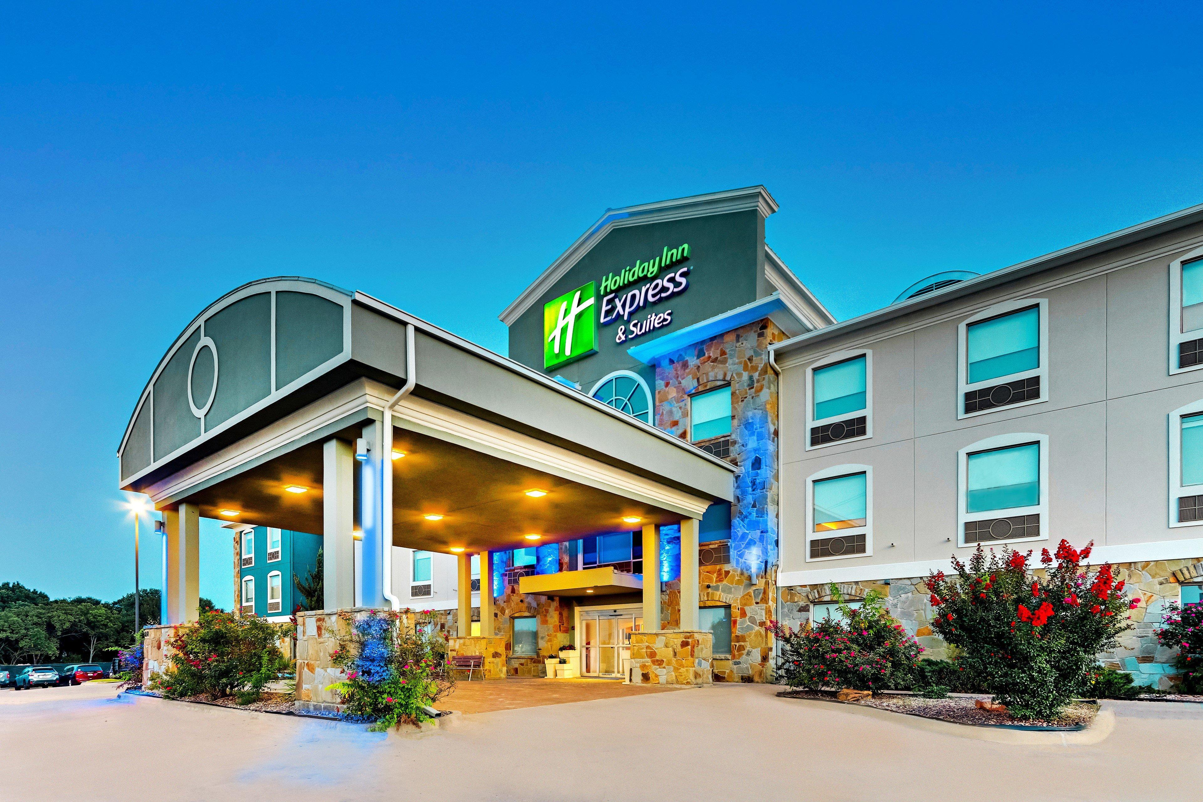 Holiday Inn Express Hotel And Suites Weatherford By Ihg Bagian luar foto
